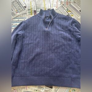 Blue knitted Gap pullover sweater
